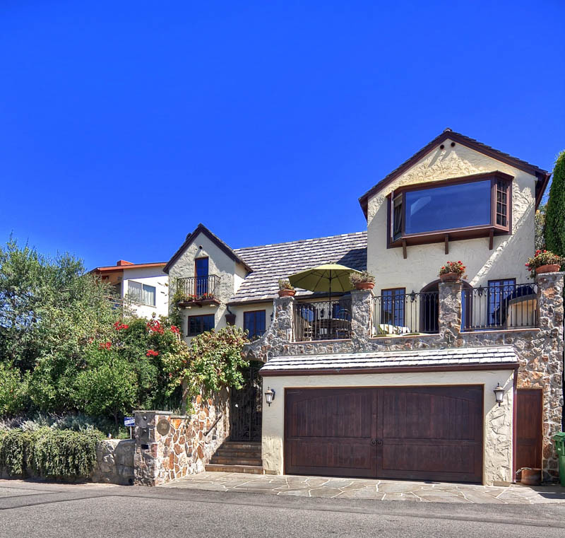 Project by James David Custom Homes
