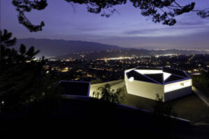 Project by Michael Maltzan Architecture